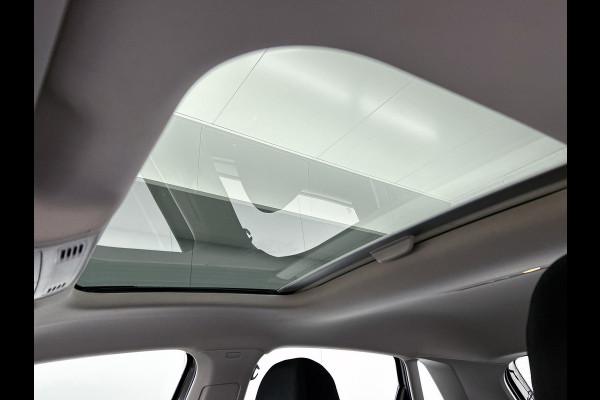 Volkswagen Polo 1.0 TSI Comfortline (NL-auto, Panorama, Navi, Carplay/ Android Auto, APP-Connect, Climate Con, Cruise Con, Etc)