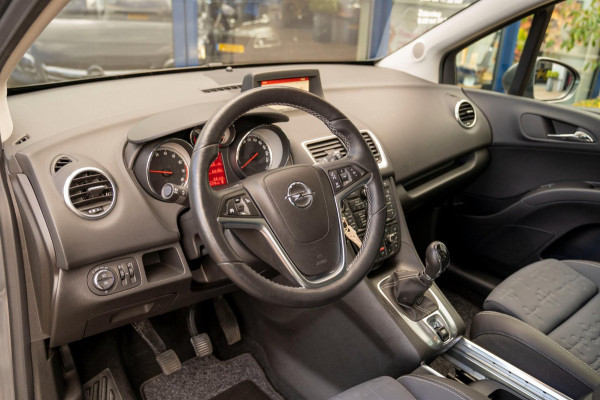 Opel Meriva 1.4 Turbo Blitz|Prijs rijklaar incl12 mnd garantie|LMV NAV Trekhaak Bluetooth achteruitrijcamera Stoel/Stuurverwarming
