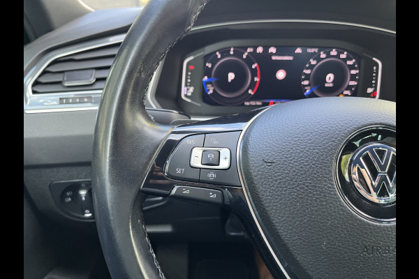 Volkswagen Tiguan 1.5 TSI ACT Highline Business R 150pk/110kW DSG Automaat 7-traps | NL Auto Eerste eigenaar! | Elektr. trekhaak | Camera | Carplay/Android Auto | Navigatie | 19 inch | etc. etc.