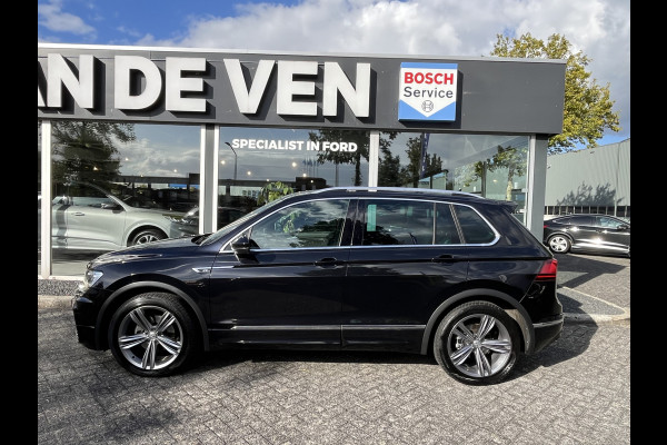 Volkswagen Tiguan 1.5 TSI ACT Highline Business R 150pk/110kW DSG Automaat 7-traps | NL Auto Eerste eigenaar! | Elektr. trekhaak | Camera | Carplay/Android Auto | Navigatie | 19 inch | etc. etc.