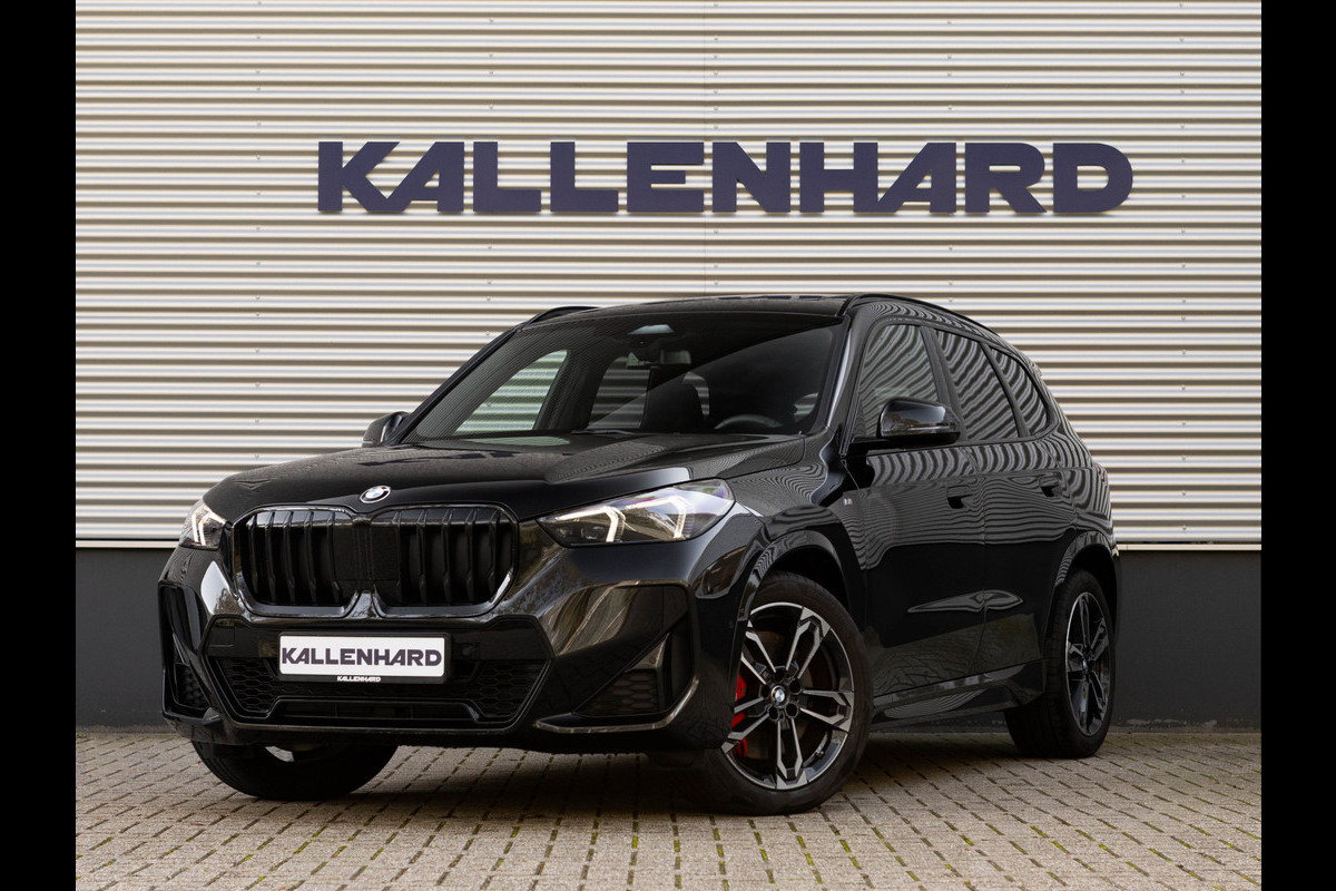 BMW X1 sDrive18i M-Sport Pro - Pano - Trekhaak - Driving Ass Plus - Harman Kardon