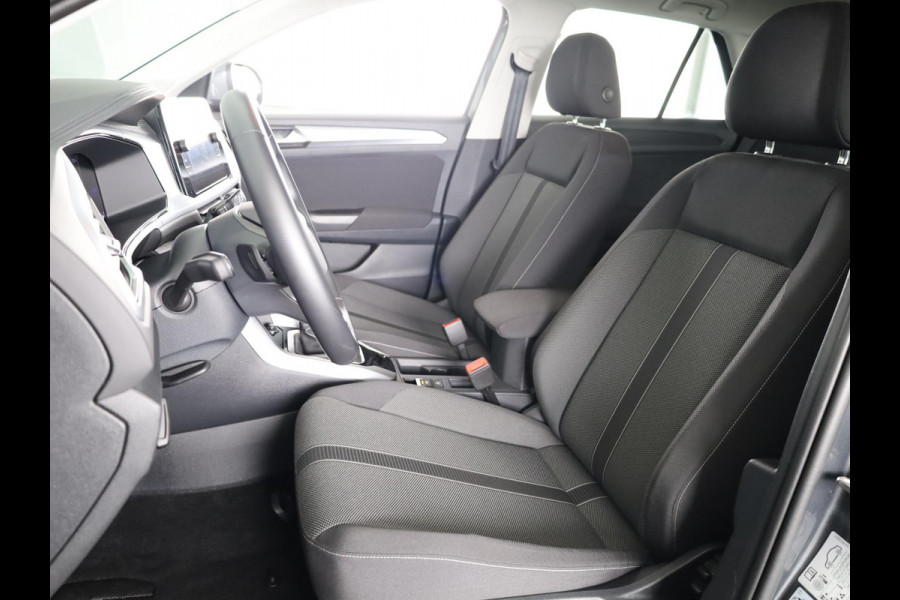 Volkswagen T-Roc 1.5 TSI Life Edition 150 PK DSG | Navigatie | Parkeercamera | Keyless entry | Volkswagen T-Roc 1.5 TSI Life Edition 150 PK DSG | Navigatie | Parkeercamera | Keyless entry |