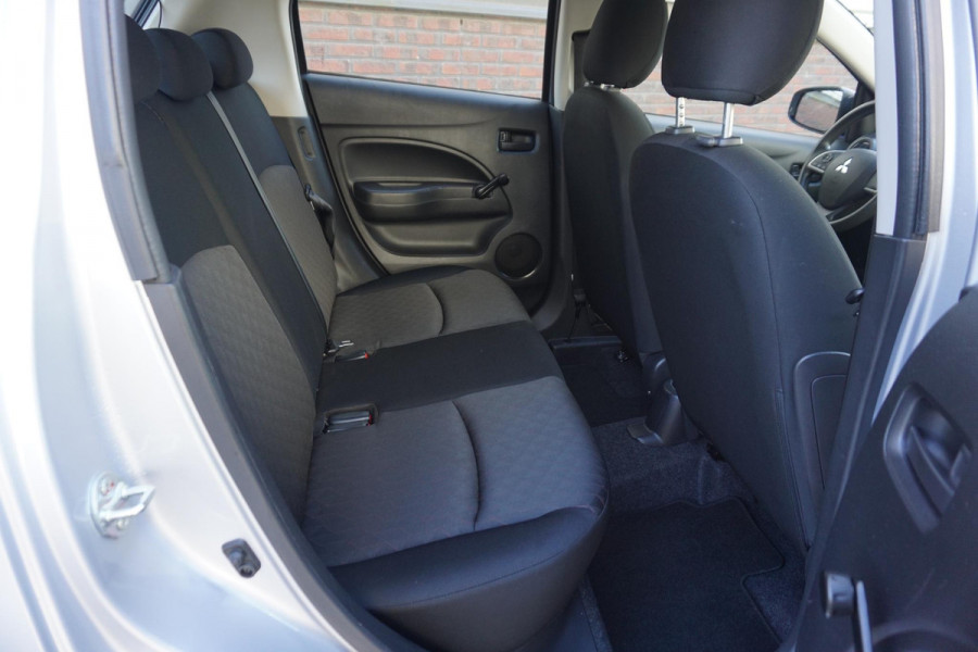 Mitsubishi Space Star 1.2 Cool+/AppleCarPlay Naviagatie/Airco/Nette Auto /Rijklaarprijs!