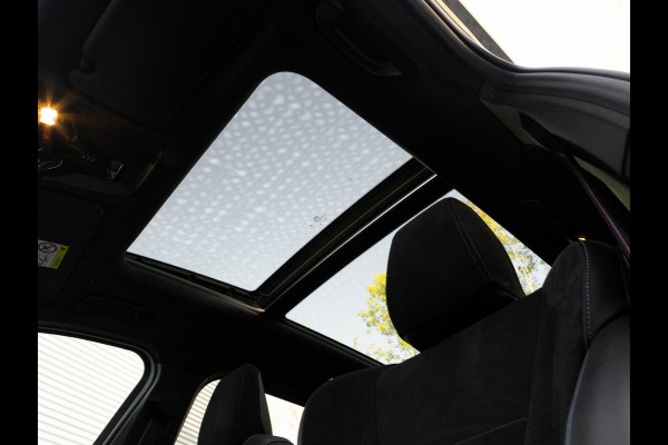 BMW X1 sDrive18i M-Sport Pro - Pano - Trekhaak - Driving Ass Plus - Harman Kardon
