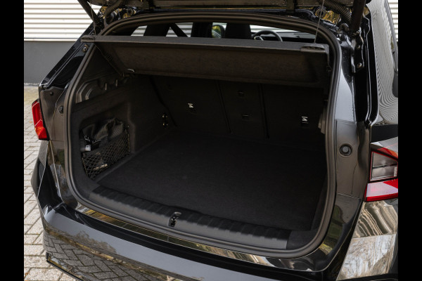 BMW X1 sDrive18i M-Sport Pro - Pano - Trekhaak - Driving Ass Plus - Harman Kardon