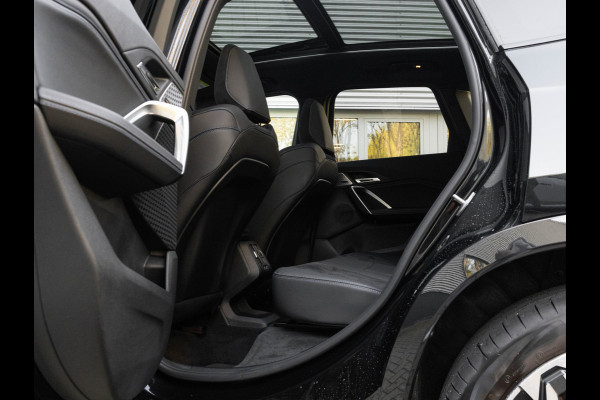 BMW X1 sDrive18i M-Sport Pro - Pano - Trekhaak - Driving Ass Plus - Harman Kardon