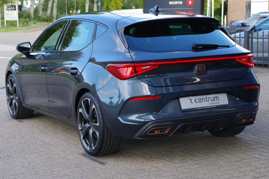 CUPRA Leon 1.4 e-Hybrid VZ Adrenaline 245 PK PHEV, Adap. Cruise Control, Winterpakket, Carplay