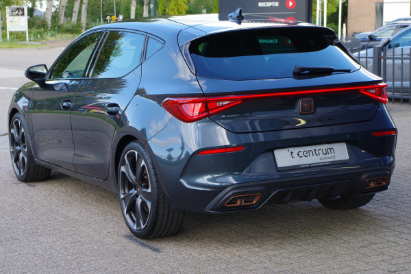 CUPRA Leon 1.4 e-Hybrid VZ Adrenaline 245 PK PHEV, Adap. Cruise Control, Winterpakket, Carplay