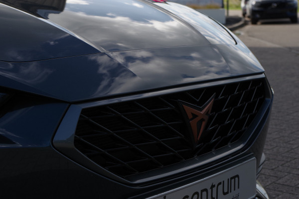 CUPRA Leon 1.4 e-Hybrid VZ Adrenaline 245 PK PHEV, Adap. Cruise Control, Winterpakket, Carplay