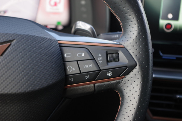 CUPRA Leon 1.4 e-Hybrid VZ Adrenaline 245 PK PHEV, Adap. Cruise Control, Winterpakket, Carplay