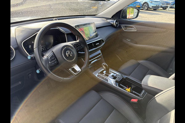 MG EHS 1.5 TGDI Luxury Plug-in Hybride 258pk | Adaptieve Cruise | Lederen Bekleding | Achteruitrijcamera | Navigatie | Elektrische Bestuurdersstoel MG EHS 1.5 TGDI Luxury Plug-in Hybride 258pk | Adaptieve Cruise | Lederen Bekleding | Achteruitrijcamera | Navigatie | Elektrische Bestuurdersstoel