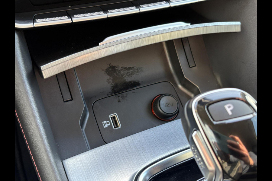 MG EHS 1.5 TGDI Luxury Plug-in Hybride 258pk | Adaptieve Cruise | Lederen Bekleding | Achteruitrijcamera | Navigatie | Elektrische Bestuurdersstoel MG EHS 1.5 TGDI Luxury Plug-in Hybride 258pk | Adaptieve Cruise | Lederen Bekleding | Achteruitrijcamera | Navigatie | Elektrische Bestuurdersstoel