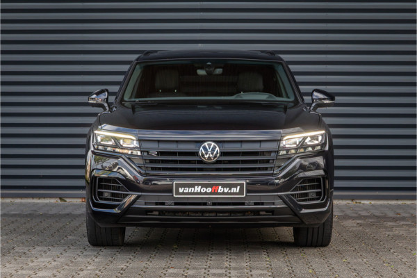 Volkswagen Touareg 3.0 TSi 4MOTION R Black-22 inch-Trekhaak