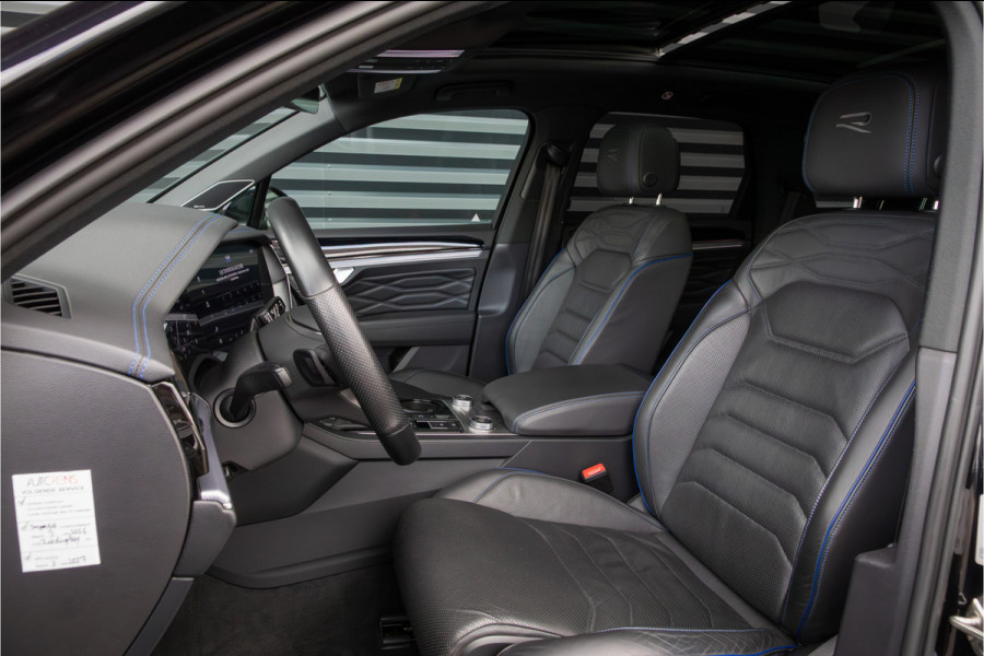 Volkswagen Touareg 3.0 TSi 4MOTION R Black-22 inch-Trekhaak