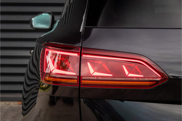 Volkswagen Touareg 3.0 TSi 4MOTION R Black-22 inch-Trekhaak