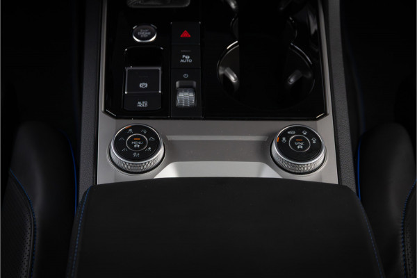 Volkswagen Touareg 3.0 TSi 4MOTION R Black-22 inch-Trekhaak