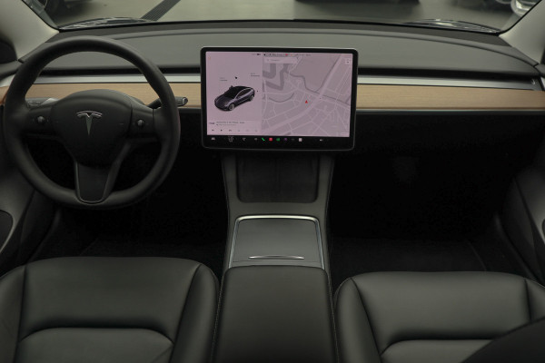 Tesla Model 3 Long Range AWD Dual Motor 75 kWh Autopilot ACC 360° Stuurverwarming Leer PDC Navi Panoramadak Elektr. achterklep Stoelverwarming voor & achter Climate voor & achter LM velgen BTW auto! Nieuw! Tesla Model 3 Long Range AWD Dual Motor 75 kWh Autopilot ACC 360° Stuurverwarming Leer PDC Navi Panoramadak Elektr. achterklep Stoelverwarming voor & achter Climate voor & achter LM velgen BTW auto! Nieuw!