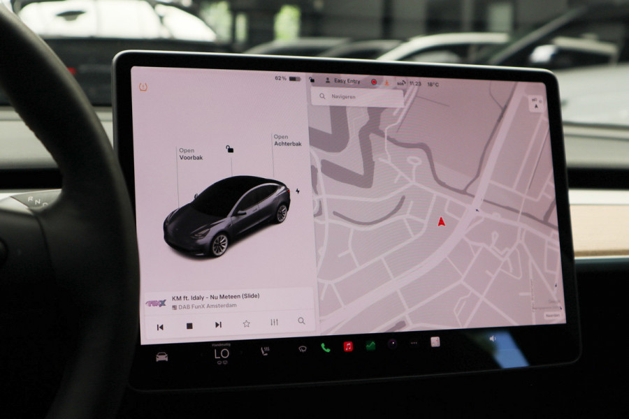 Tesla Model 3 Long Range AWD Dual Motor 75 kWh Autopilot ACC 360° Stuurverwarming Leer PDC Navi Panoramadak Elektr. achterklep Stoelverwarming voor & achter Climate voor & achter LM velgen BTW auto! Nieuw! Tesla Model 3 Long Range AWD Dual Motor 75 kWh Autopilot ACC 360° Stuurverwarming Leer PDC Navi Panoramadak Elektr. achterklep Stoelverwarming voor & achter Climate voor & achter LM velgen BTW auto! Nieuw!