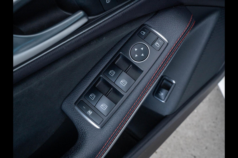 Mercedes-Benz CLA-Klasse 180 Business Solution AMG / Led / Navi / Camera / Carplay / Cruise