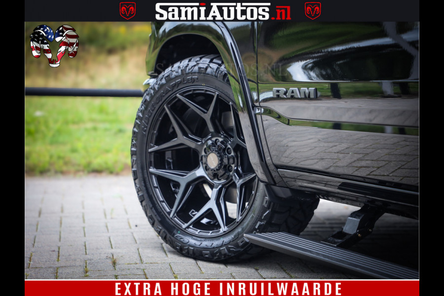 Dodge Ram 1500 Limited Night H.O 540HP 706Nm | Massage + Full Option | De Meest Luxe en Volle Pick-Up in zijn Klasse | Comfortabele Dubbele Cabine met Royale 5 Zitplaatsen | BPM vrij | Nu Leverbaar uit Voorraad | Voorraad Nr 2338 - 5404