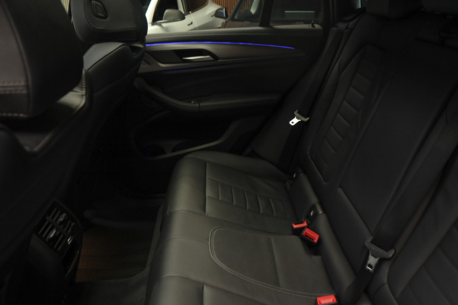 BMW X4 M40i High Executive HEAD-UP - PANO - 360 CAMERA - HARMAN/KARDON