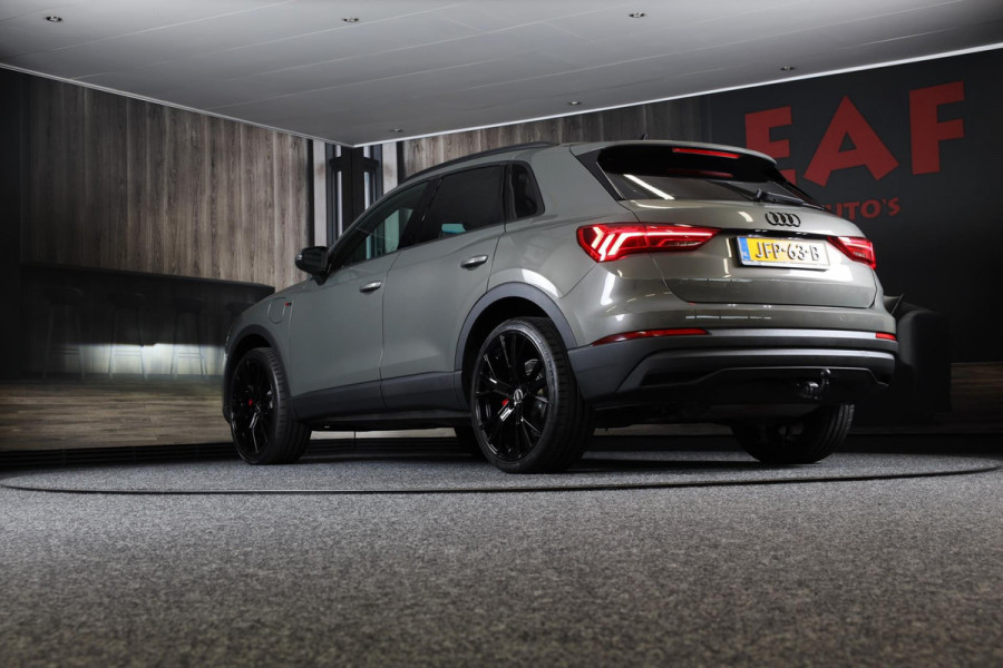 Audi Q3 45 TFSI e S Line Competition / Acc / Lane Assist / Dode Hoek / Open Panoramadak / Led / Virtual Cockpit / Pdc / 21 Inch