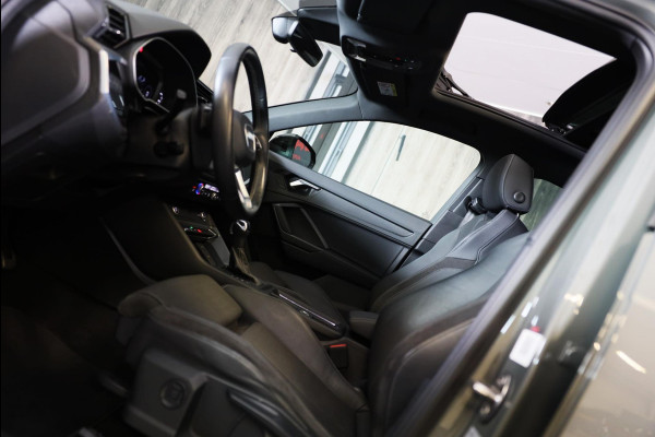 Audi Q3 45 TFSI e S Line Competition / Acc / Lane Assist / Dode Hoek / Open Panoramadak / Led / Virtual Cockpit / Pdc / 21 Inch