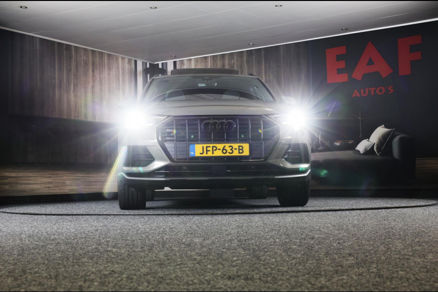 Audi Q3 45 TFSI e S Line Competition / Acc / Lane Assist / Dode Hoek / Open Panoramadak / Led / Virtual Cockpit / Pdc / 21 Inch