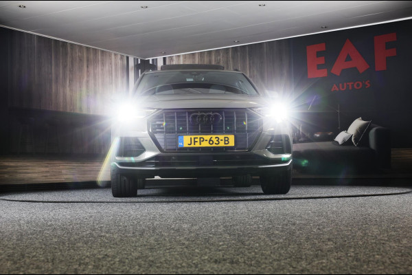 Audi Q3 45 TFSI e S Line Competition / Acc / Lane Assist / Dode Hoek / Open Panoramadak / Led / Virtual Cockpit / Pdc / 21 Inch