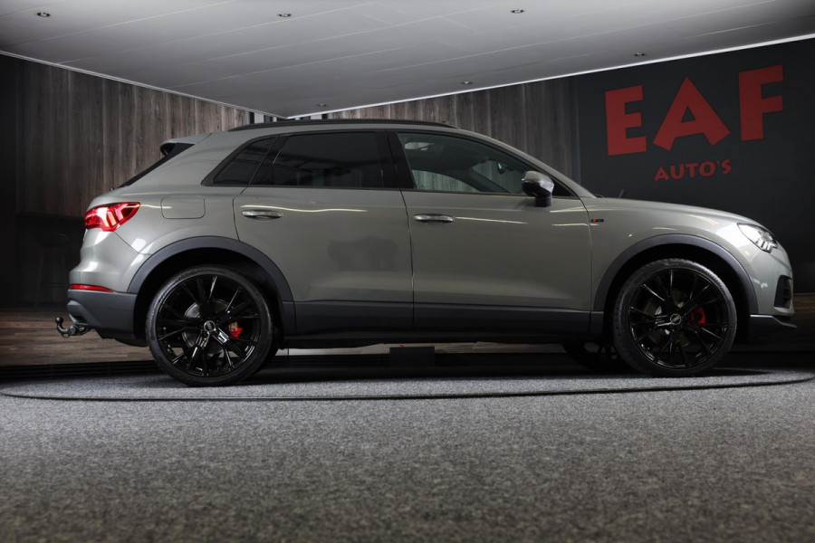 Audi Q3 45 TFSI e S Line Competition / Acc / Lane Assist / Dode Hoek / Open Panoramadak / Led / Virtual Cockpit / Pdc / 21 Inch
