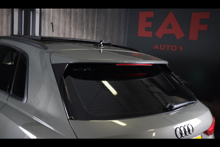 Audi Q3 45 TFSI e S Line Competition / Acc / Lane Assist / Dode Hoek / Open Panoramadak / Led / Virtual Cockpit / Pdc / 21 Inch