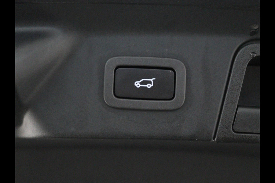 Land Rover Range Rover Velar 2.0 P250 Turbo AWD R-Dynamic HSE | NL-AUTO | PANO | MERIDIAN | CARPLAY | STOELVERW/VERKOEL |