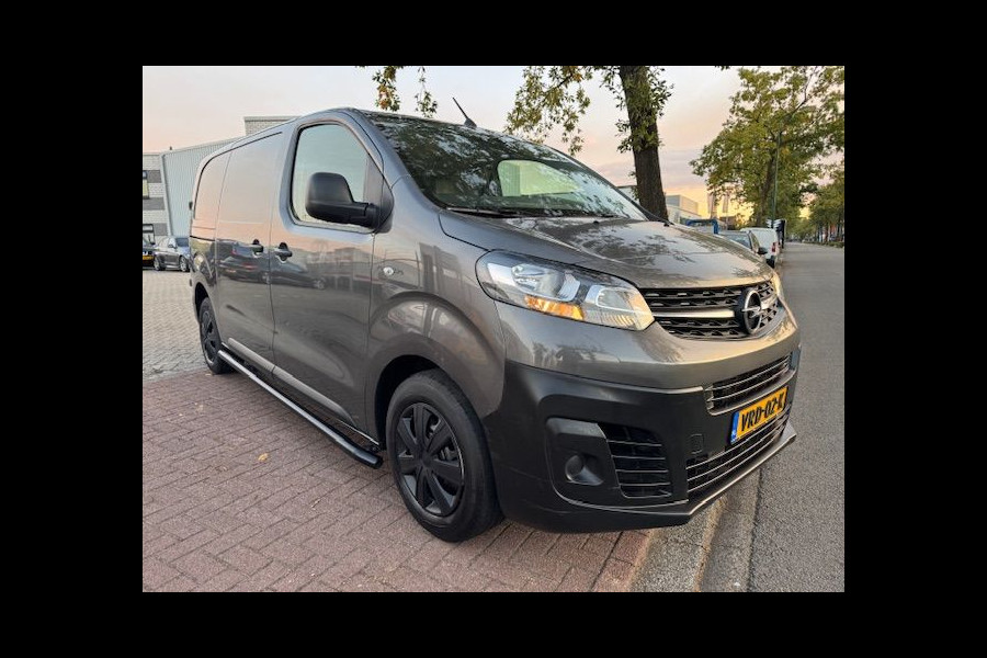 Opel Vivaro 2.0 CDTI 145pk Euro 6 L2 H1 Edition 3Persoons Airco,Cruisecontrol,Navigatie Nette Auto