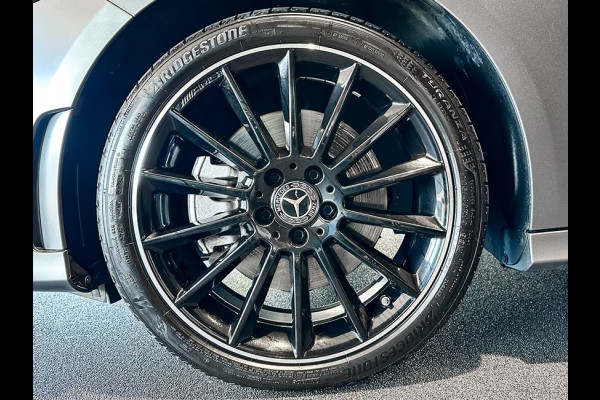 Mercedes-Benz A-Klasse 250 e AMG ** LED, MBUX+, MAGNO GRAU, PANORAMA, 19-inch LMV, NIGHT, DODE HOEK ** 1e EIG - UNFALLFREI ** ** INFORMEER OOK NAAR ONZE AANTREKKELIJKE FINANCIAL-LEASE TARIEVEN **