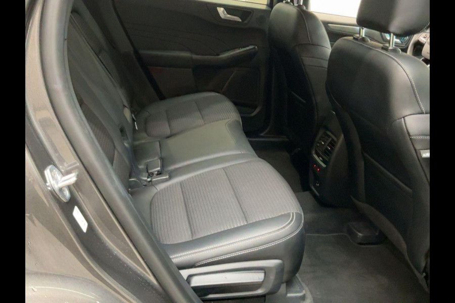 Ford Kuga 2.5 PHEV Titanium X | Trekhaak afneembaar | Adaptive cruise control | Winter Pack | Camera | Dodehoeksensoren