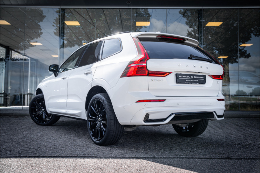 Volvo XC60 2.0 T6 Recharge AWD R-Design ** Luchtvering ** Panodak ** 360 HUD ** Trekhaak Volvo XC60 2.0 T6 Recharge AWD R-Design ** Luchtvering ** Panodak ** 360 HUD ** Trekhaak