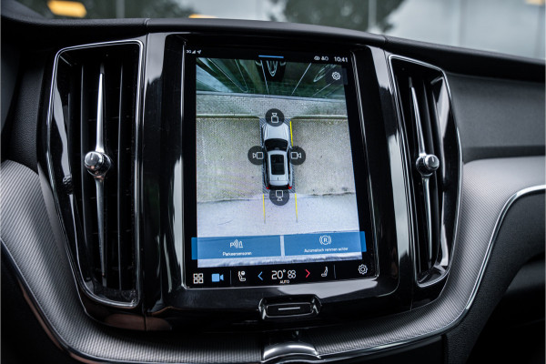 Volvo XC60 2.0 T6 Recharge AWD R-Design ** Luchtvering ** Panodak ** 360 HUD ** Trekhaak Volvo XC60 2.0 T6 Recharge AWD R-Design ** Luchtvering ** Panodak ** 360 HUD ** Trekhaak