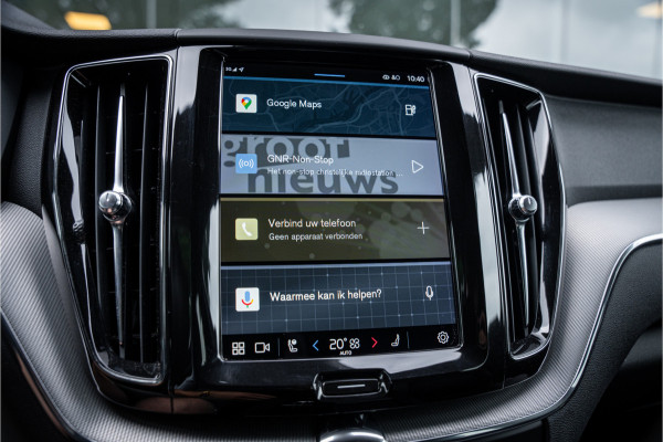 Volvo XC60 2.0 T6 Recharge AWD R-Design ** Luchtvering ** Panodak ** 360 HUD ** Trekhaak Volvo XC60 2.0 T6 Recharge AWD R-Design ** Luchtvering ** Panodak ** 360 HUD ** Trekhaak