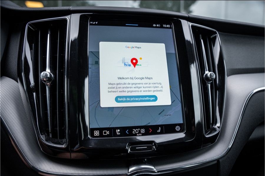 Volvo XC60 2.0 T6 Recharge AWD R-Design ** Luchtvering ** Panodak ** 360 HUD ** Trekhaak Volvo XC60 2.0 T6 Recharge AWD R-Design ** Luchtvering ** Panodak ** 360 HUD ** Trekhaak