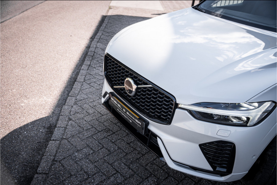 Volvo XC60 2.0 T6 Recharge AWD R-Design ** Luchtvering ** Panodak ** 360 HUD ** Trekhaak Volvo XC60 2.0 T6 Recharge AWD R-Design ** Luchtvering ** Panodak ** 360 HUD ** Trekhaak