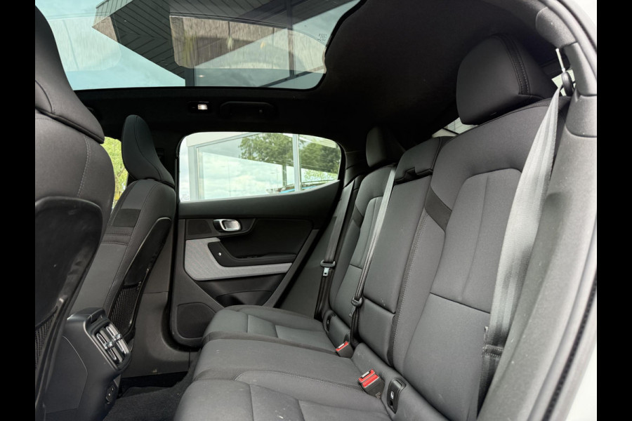 Polestar 2 Aut. Long Range Dual Motor AWD | Trekhaak | Panorama | 360 | Camera | Harman Kardon |