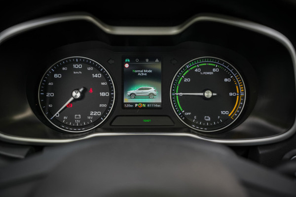 MG Mg Zs EV Luxury 45 kWh Panodak Camera Adaptive Cruise Keyless Leer Navigatie Carplay