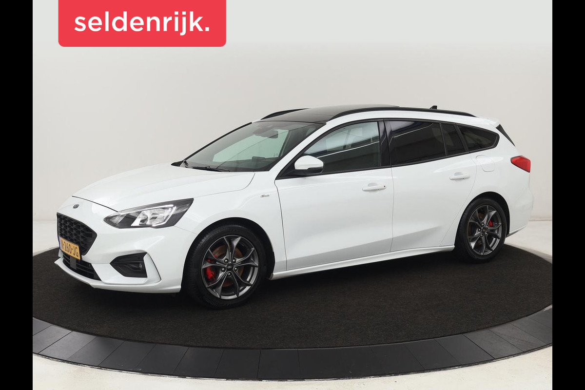 Ford Focus 1.0 EcoBoost Hybrid ST Line X Business | Panoramadak | Trekhaak | Head-up | Carplay | Camera | Stuurverwarming | Stoelverwarming | Adaptive cruise | LMV 17 inch | Sportstoelen