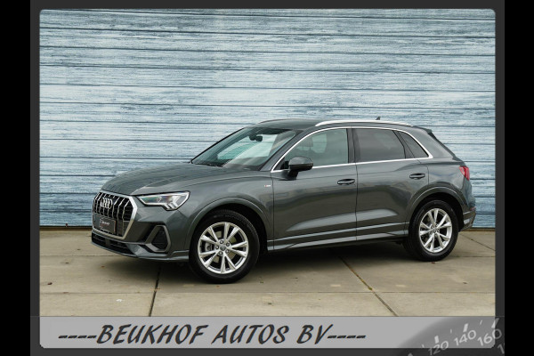 Audi Q3 35 TFSI S-Line Sport Trekhaak Carplay Leer Xenon Pdc
