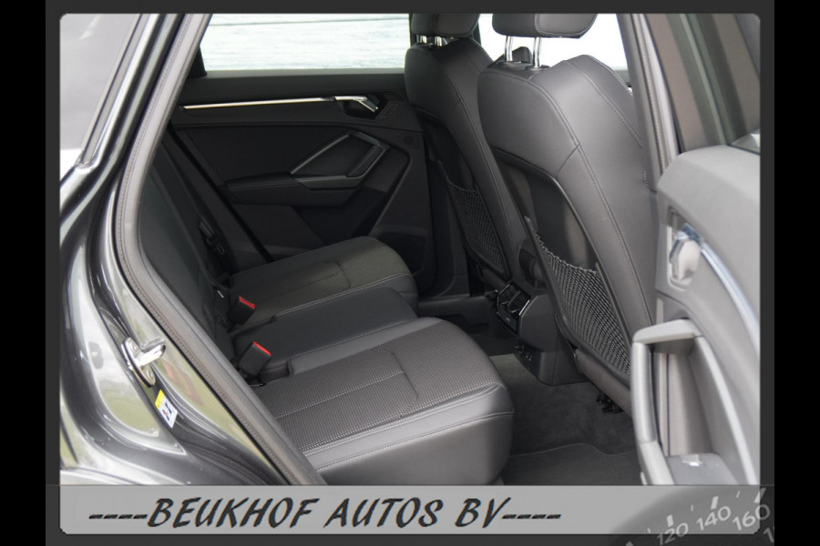 Audi Q3 35 TFSI S-Line Sport Trekhaak Carplay Leer Xenon Pdc