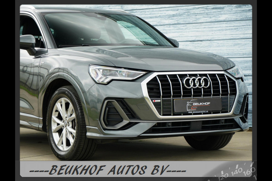 Audi Q3 35 TFSI S-Line Sport Trekhaak Carplay Leer Xenon Pdc
