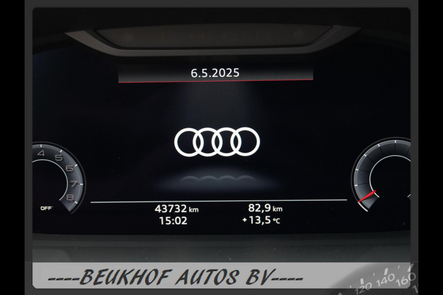 Audi Q3 35 TFSI S-Line Sport Trekhaak Carplay Leer Xenon Pdc