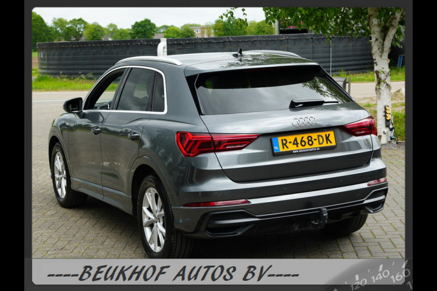 Audi Q3 35 TFSI S-Line Sport Trekhaak Carplay Leer Xenon Pdc