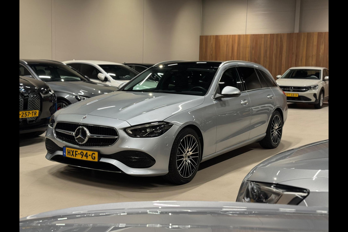 Mercedes-Benz C-Klasse Estate 180 Business Line, Pano, Apple Carplay, Ambiënte Light, Private Glas, Cam, PDC, 18"Velg, Onderhoud