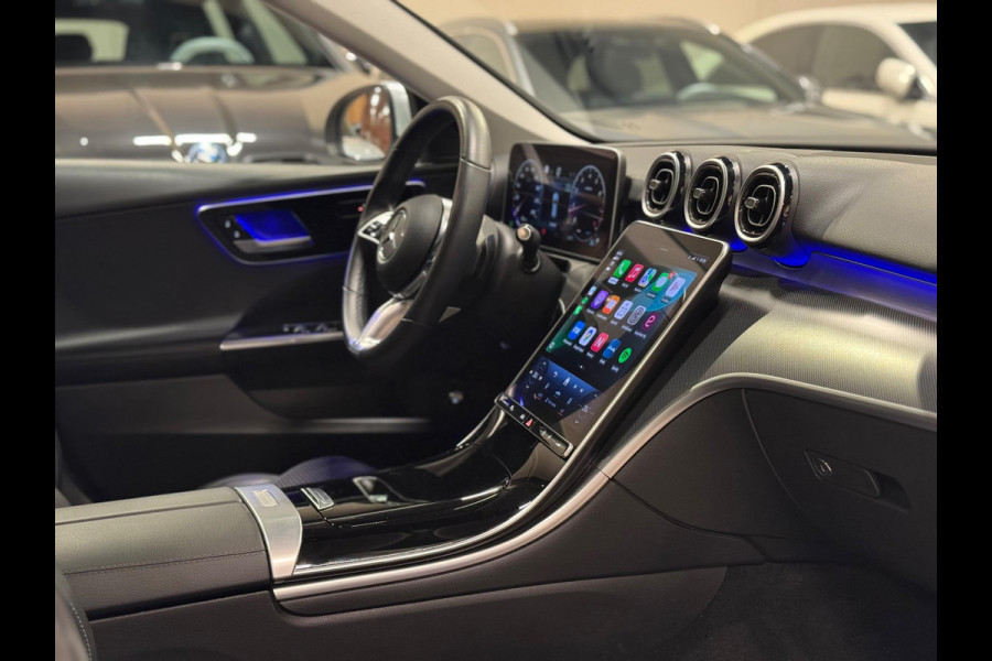 Mercedes-Benz C-Klasse Estate 180 Business Line, Pano, Apple Carplay, Ambiënte Light, Private Glas, Cam, PDC, 18"Velg, Onderhoud